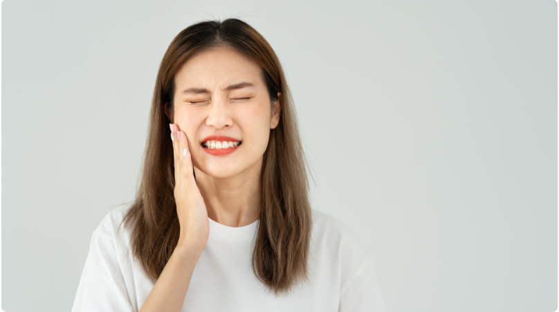 Tại sao nhổ răng khôn hàm dưới đau hơn